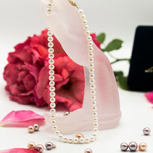 Hand-braided Classic Pearl Necklace With Gold Clasp