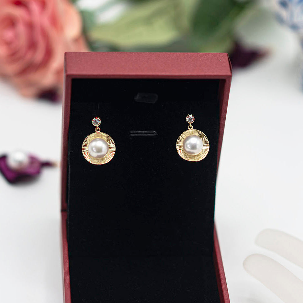 18ct Gold Vermeil Pearl Earrings