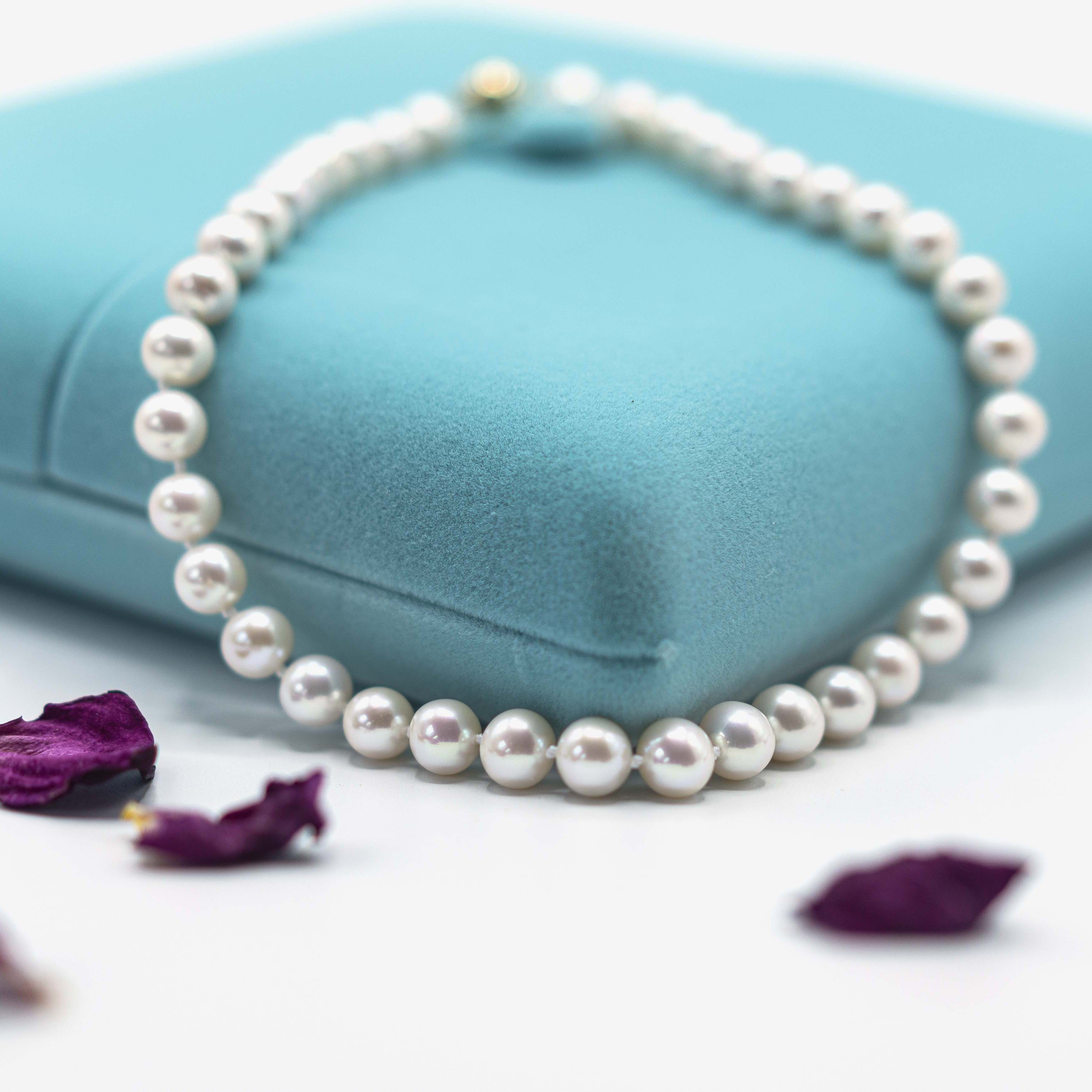 Hand-braided Classic Pearl Necklace With Gold Clasp