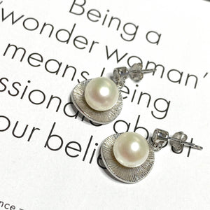 18ct Gold Vermeil Pearl Earrings