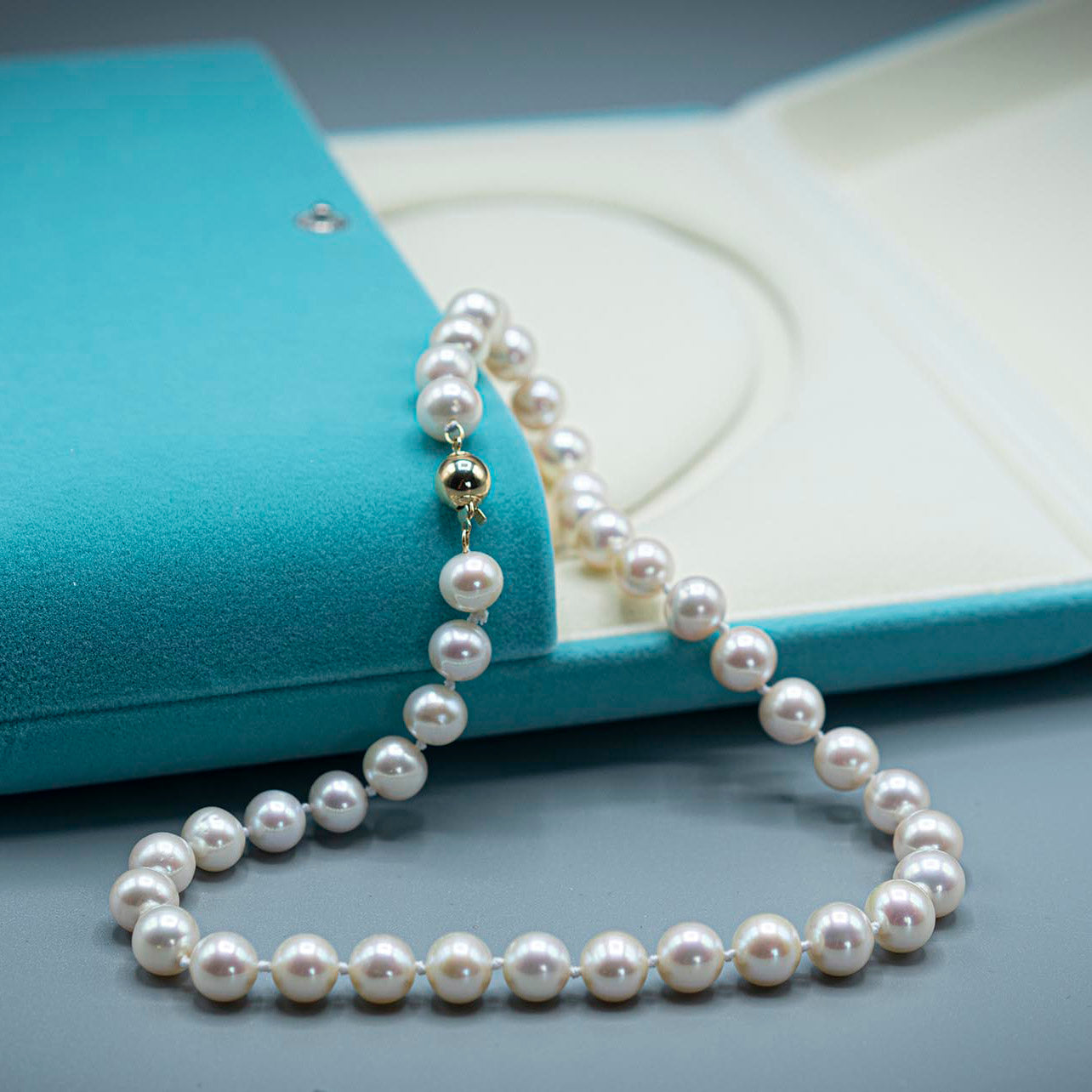 Hand-braided Classic Pearl Necklace With Gold Clasp