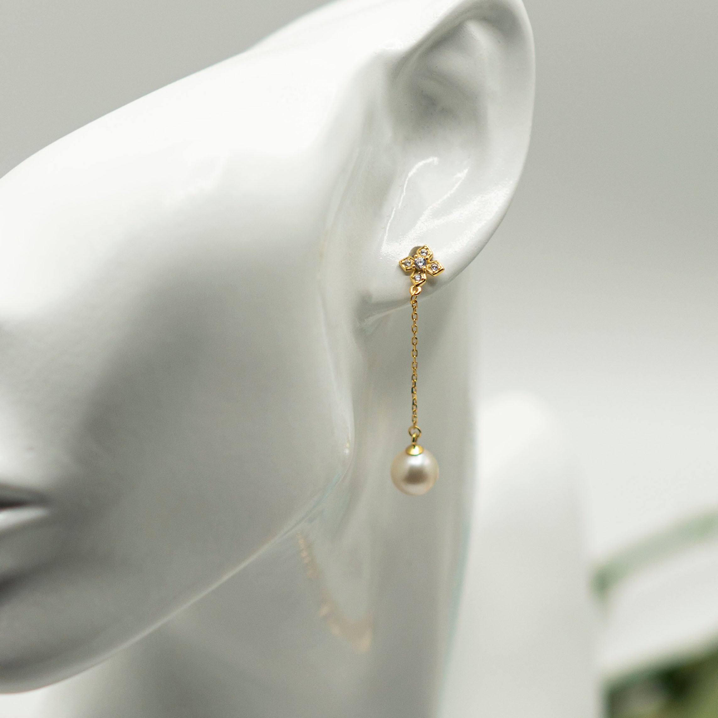 18ct Gold Vermeil Pearl Drop Earrings